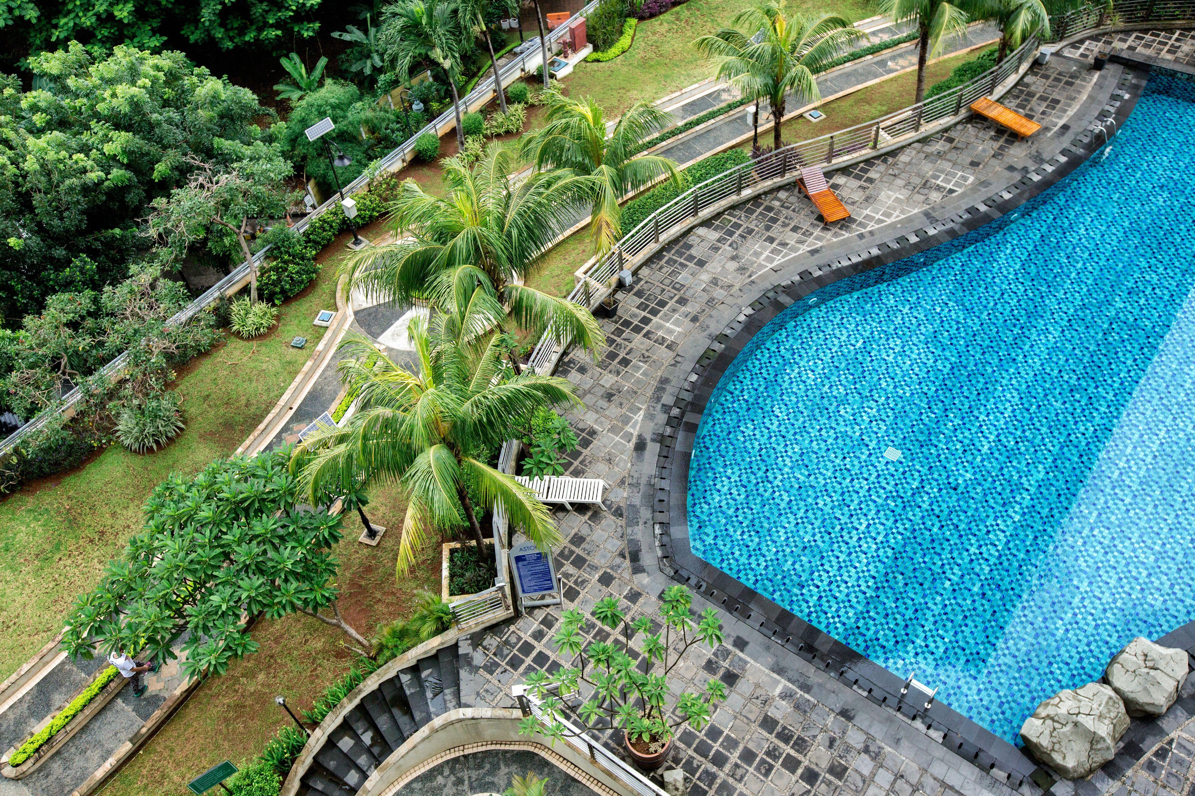 Horison Ultima Suite Rasuna Jakarta * Dual Pools | From $31